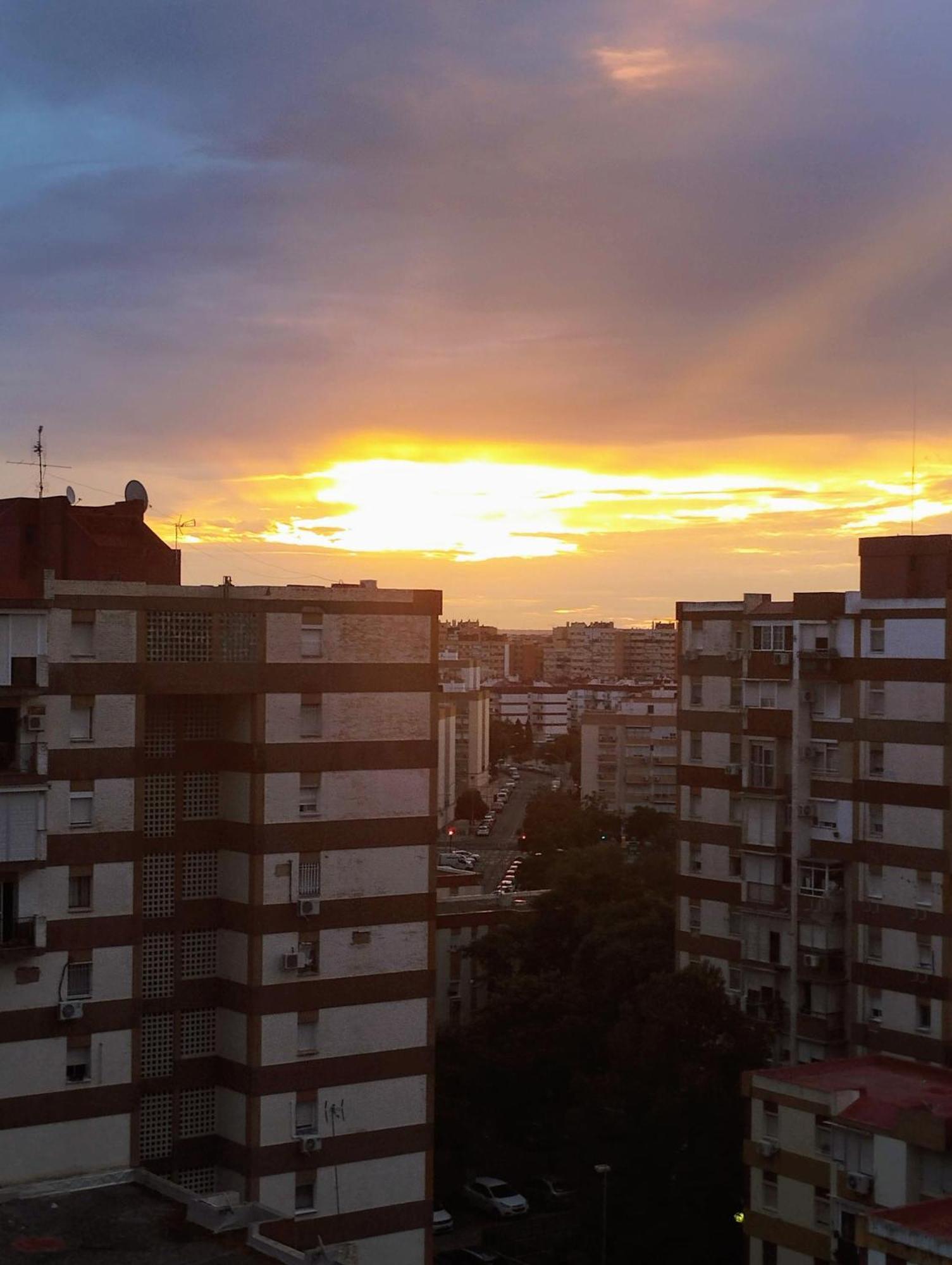Habitaciones Privadas Con Cama Doble En Sevilla Zewnętrze zdjęcie