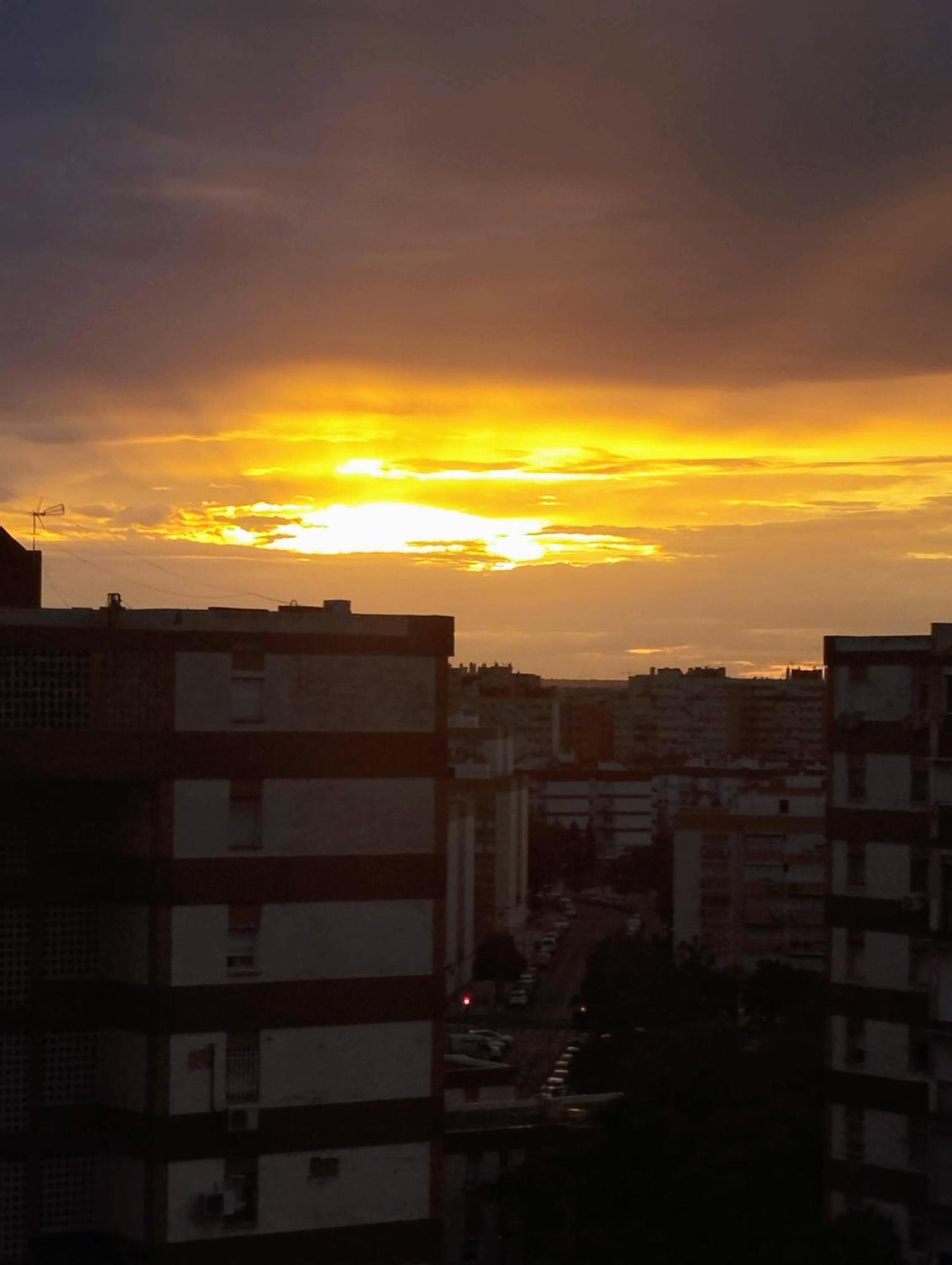 Habitaciones Privadas Con Cama Doble En Sevilla Zewnętrze zdjęcie