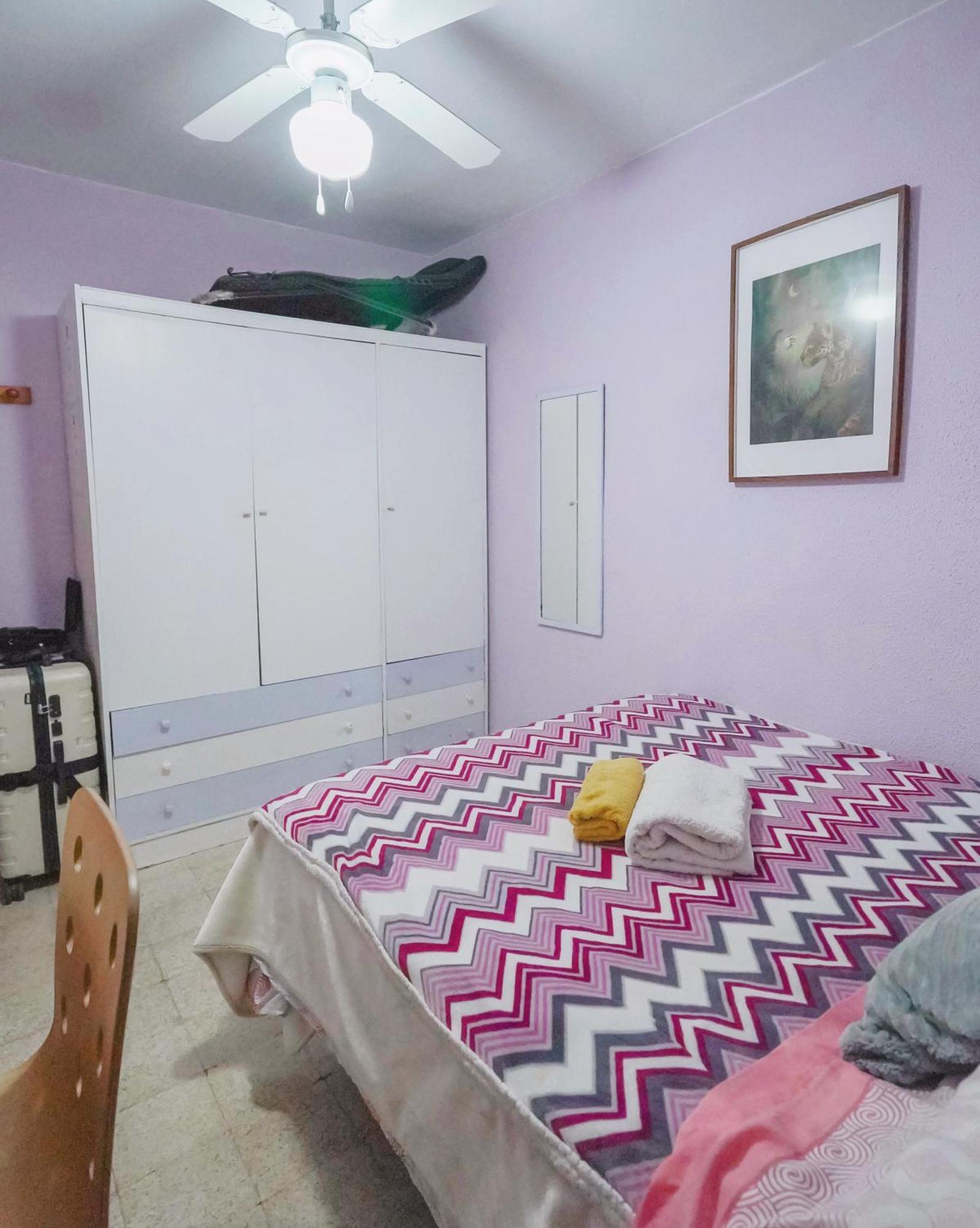 Habitaciones Privadas Con Cama Doble En Sevilla Zewnętrze zdjęcie