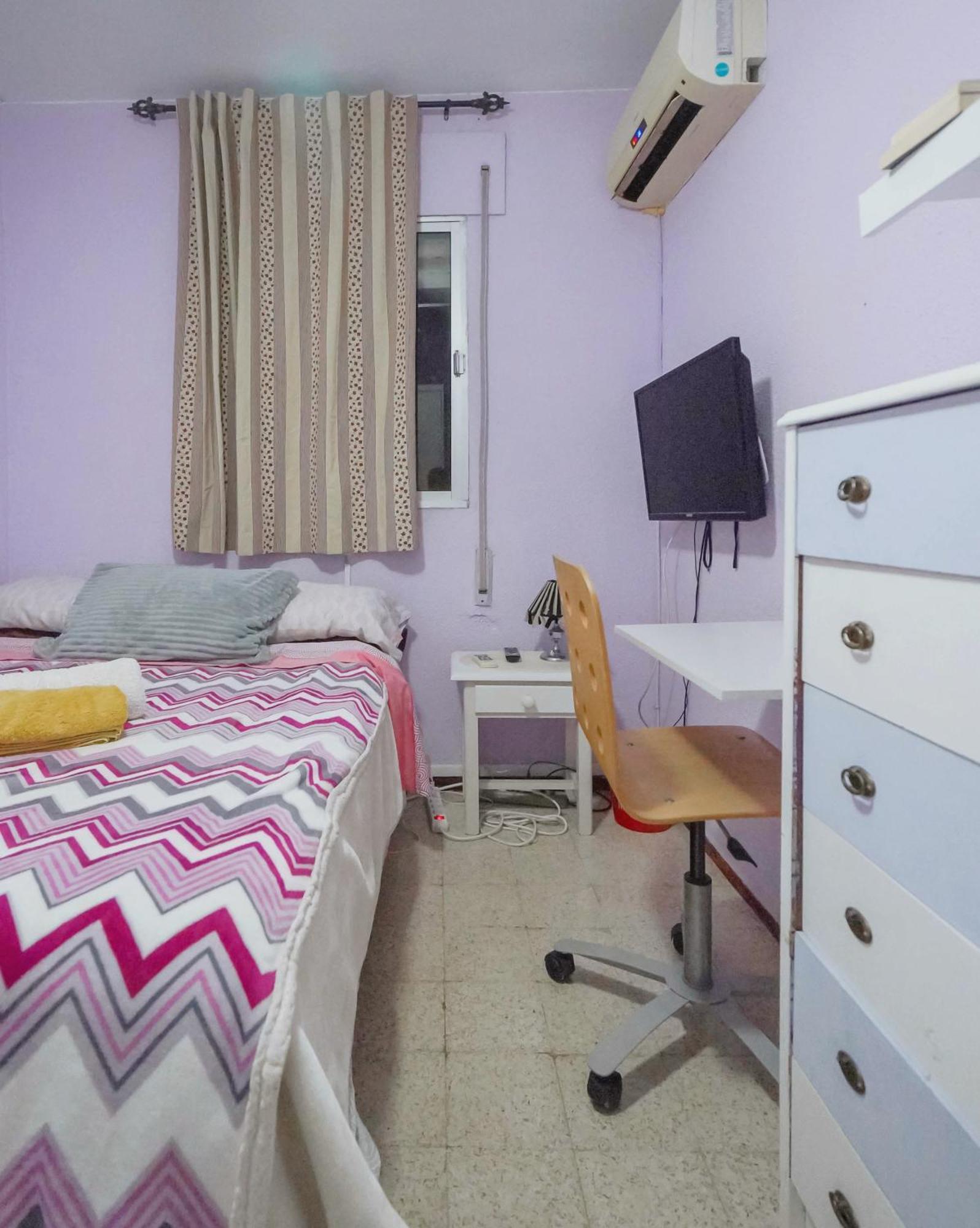 Habitaciones Privadas Con Cama Doble En Sevilla Zewnętrze zdjęcie