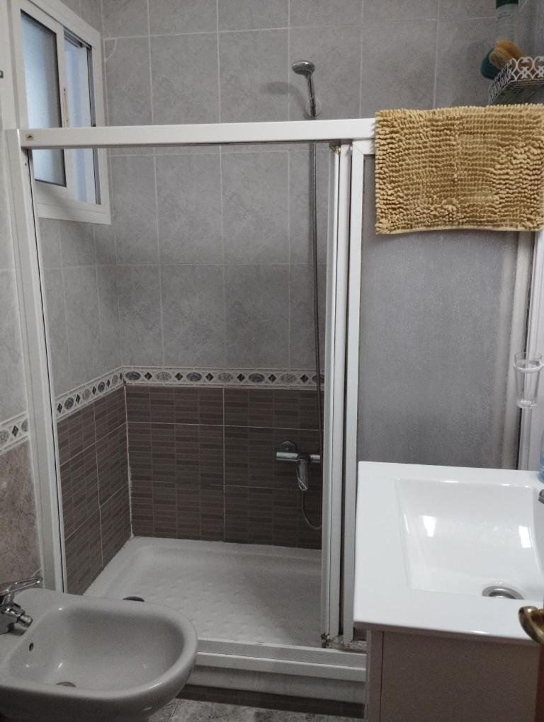 Habitaciones Privadas Con Cama Doble En Sevilla Zewnętrze zdjęcie